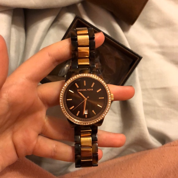 Michael Kors watch - Picture 2 of 5